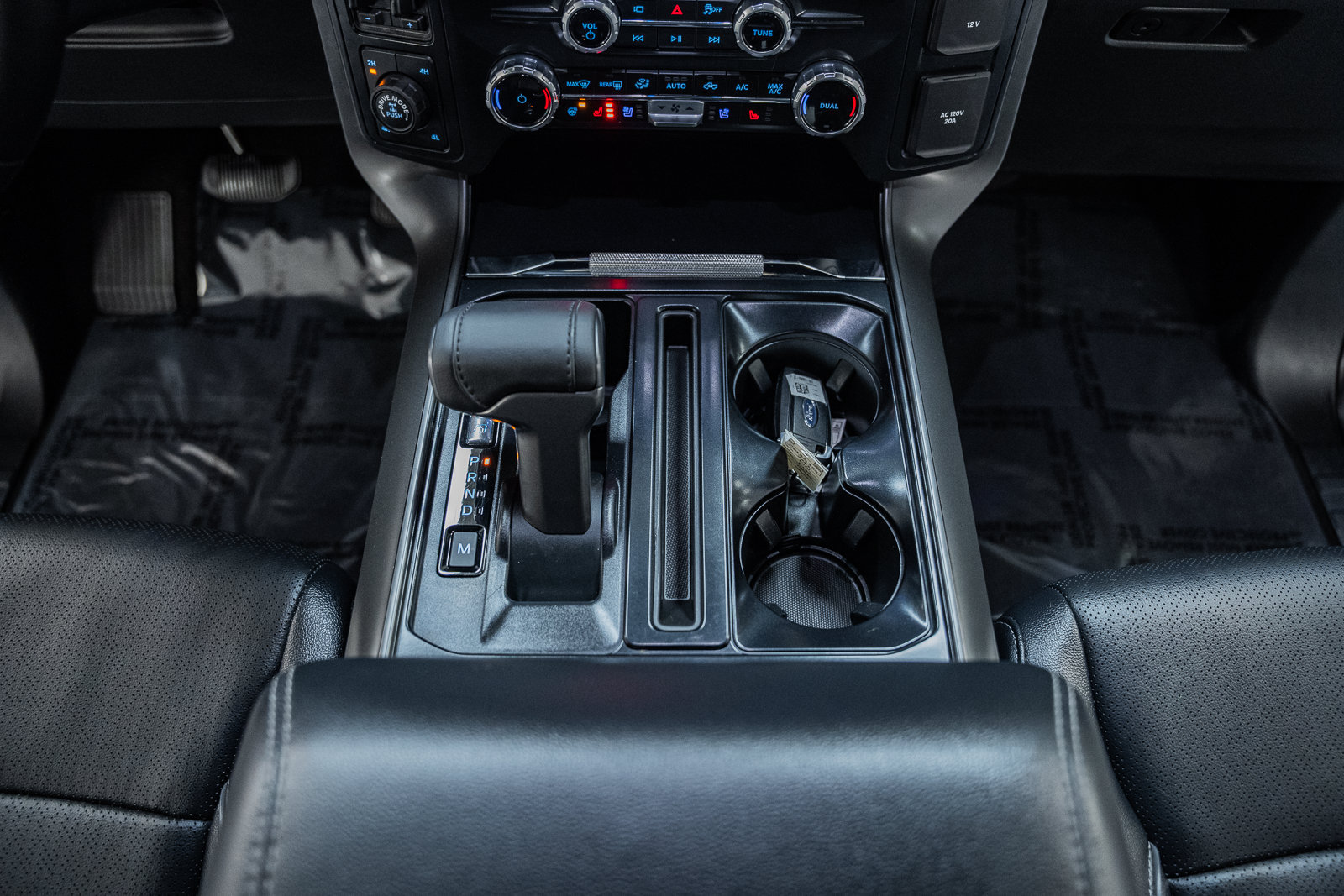 Certified 2025 Ford F150 Lariat AWD/4WD image 24