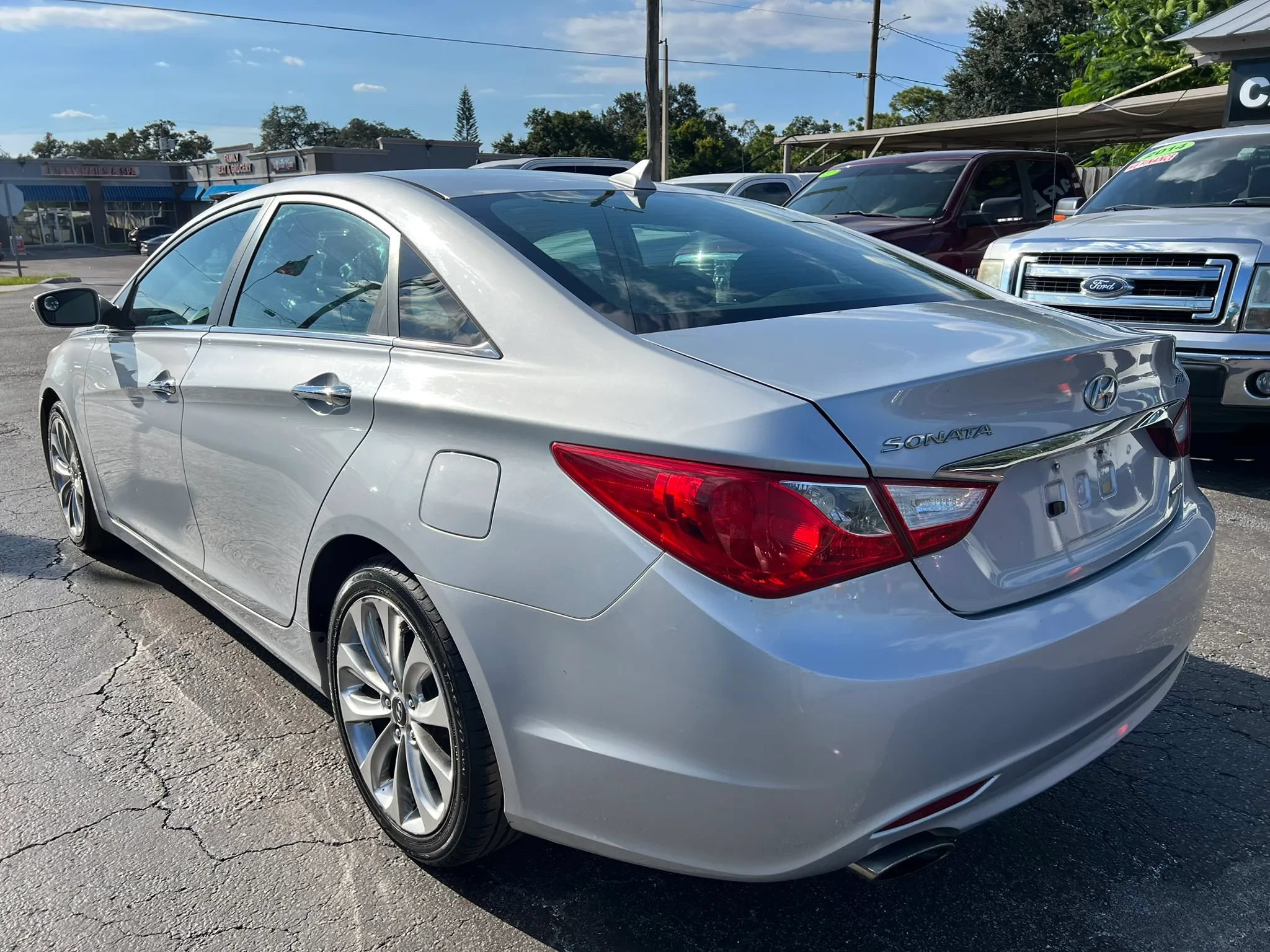 Used 2011 Hyundai Sonata Limited FWD image 7