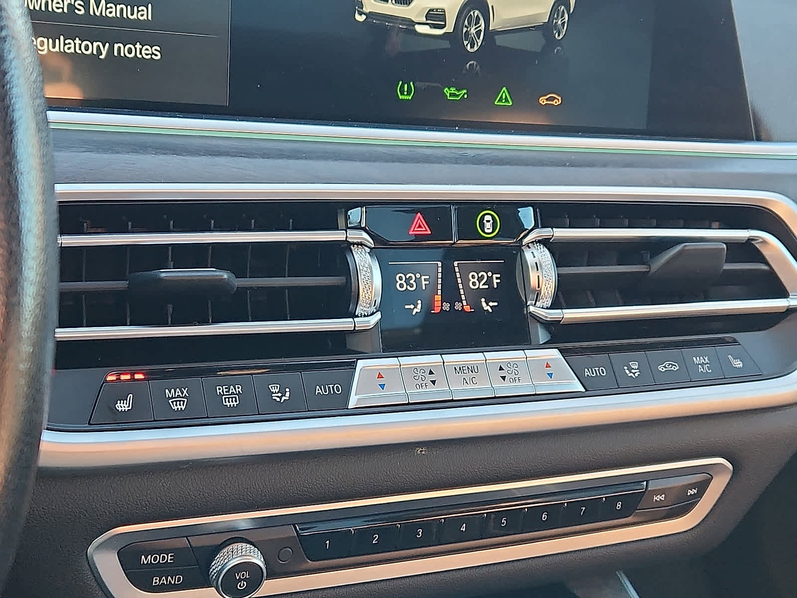 Used 2022 BMW X5 xDrive40i w/ Parking Assistance Package image 17