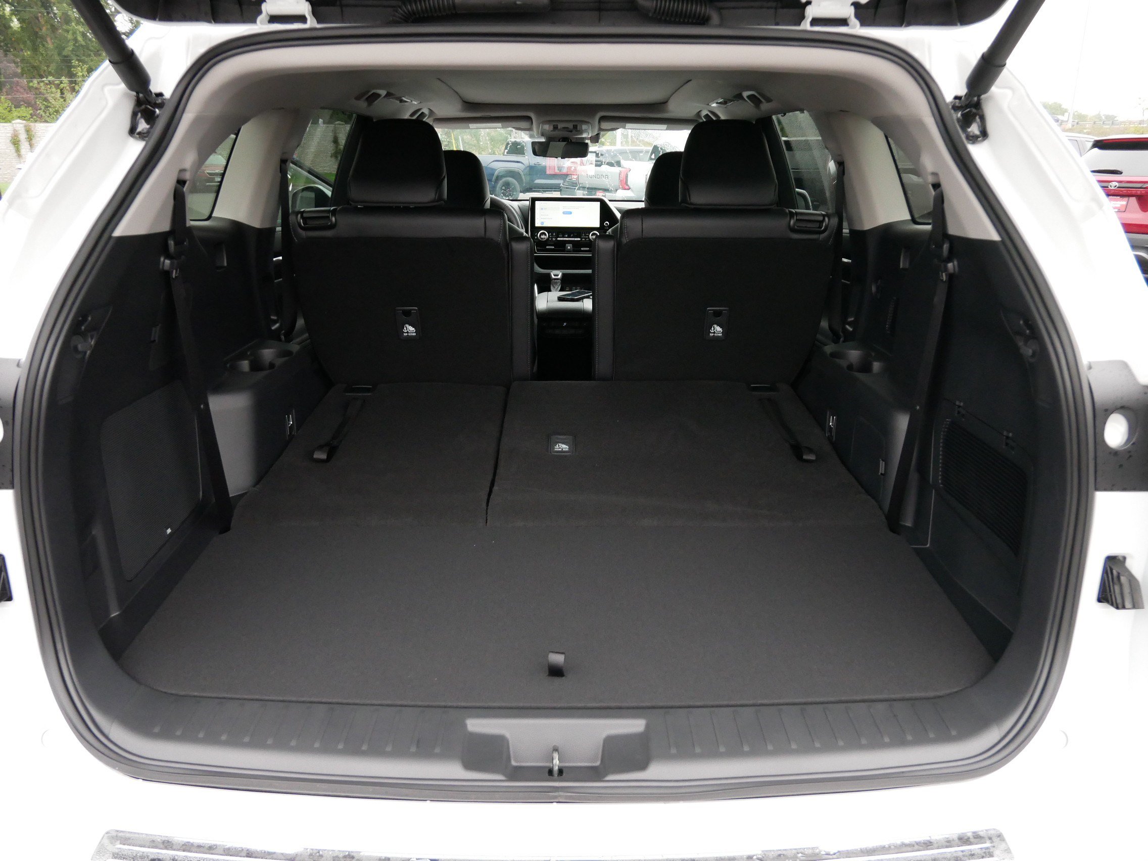 Certified 2026 Toyota Highlander Platinum AWD/4WD image 18