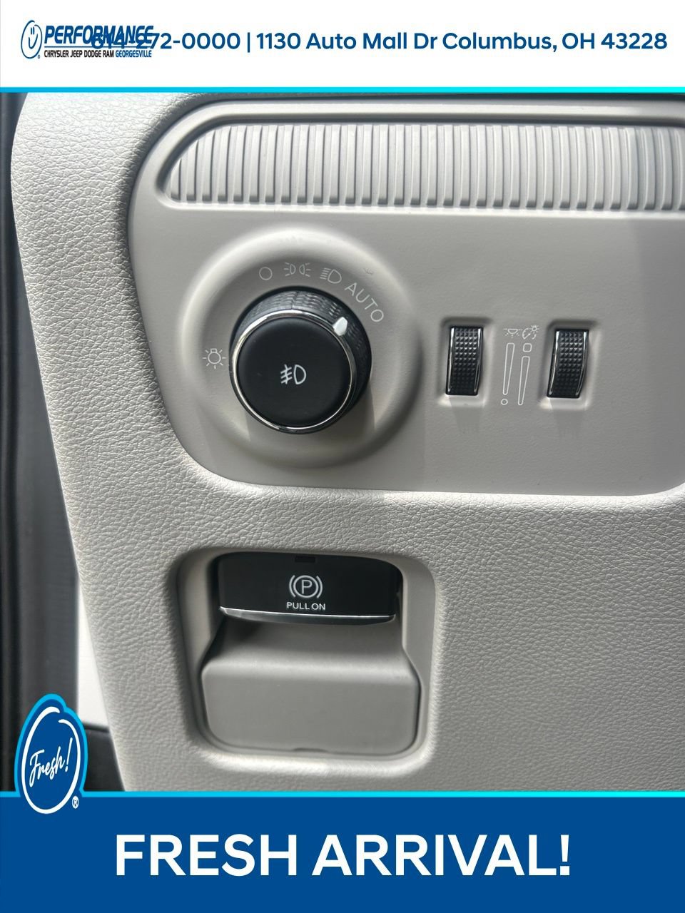 Used 2025 Jeep Wagoneer 4WD image 20