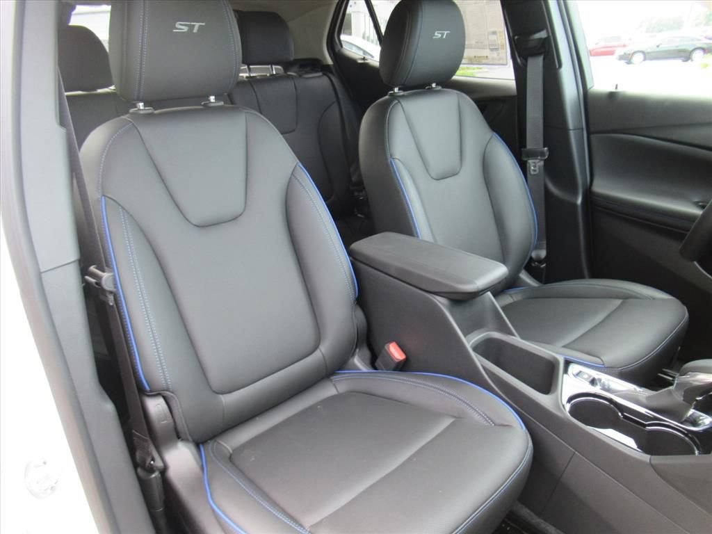 Used 2026 Buick Encore GX Sport Touring w/ Advanced Technology Package FWD image 9