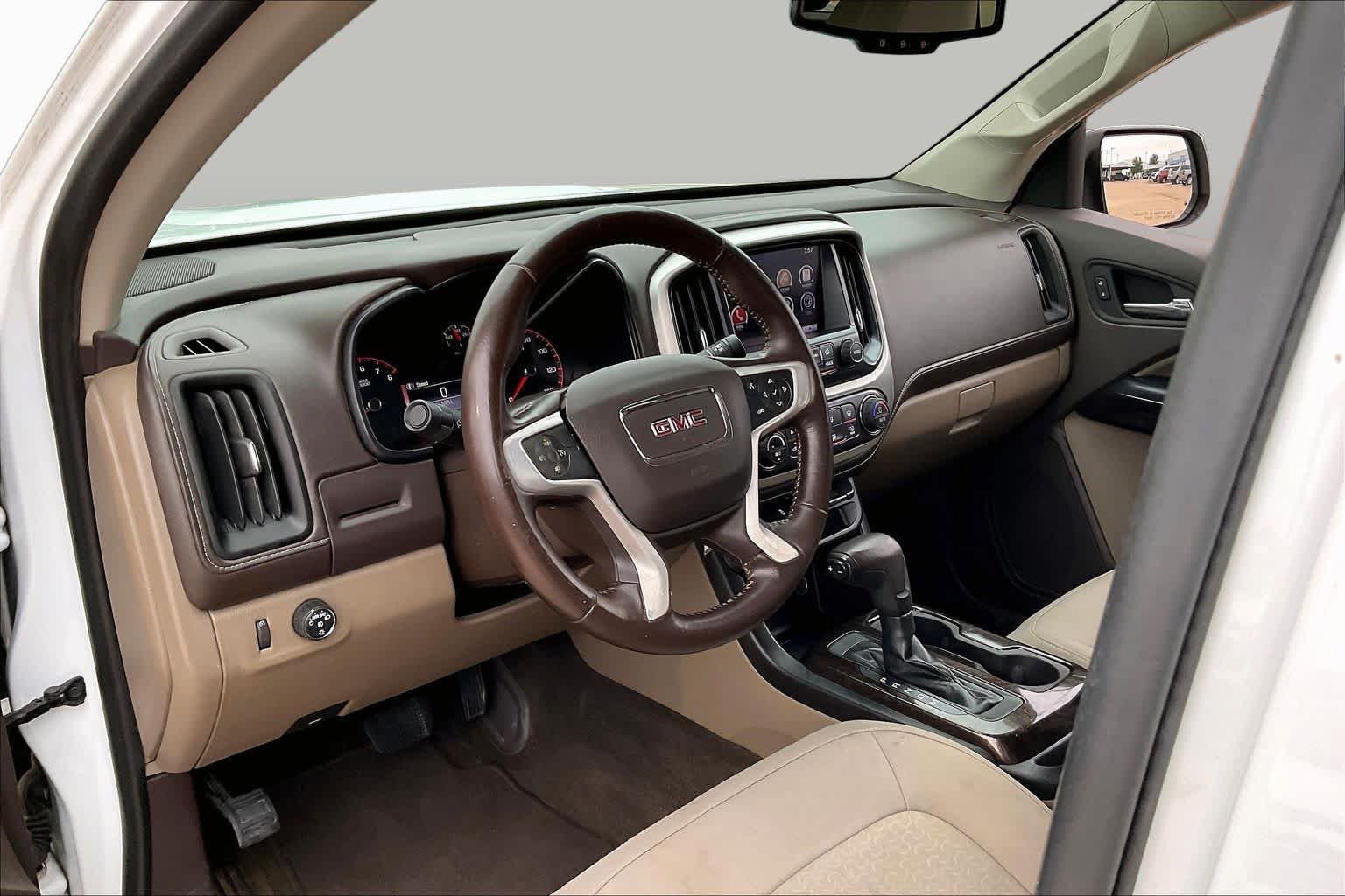 Used 2016 GMC Canyon SLE w/ SLE Convenience Package RWD image 17
