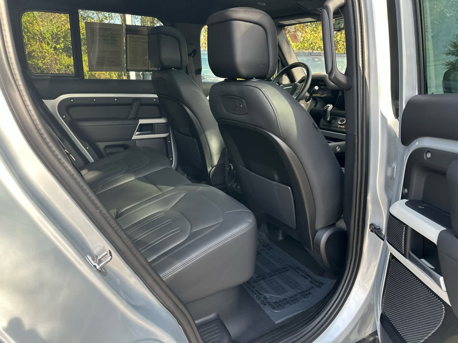 Used 2022 Land Rover Defender 110 XS Edition image 19