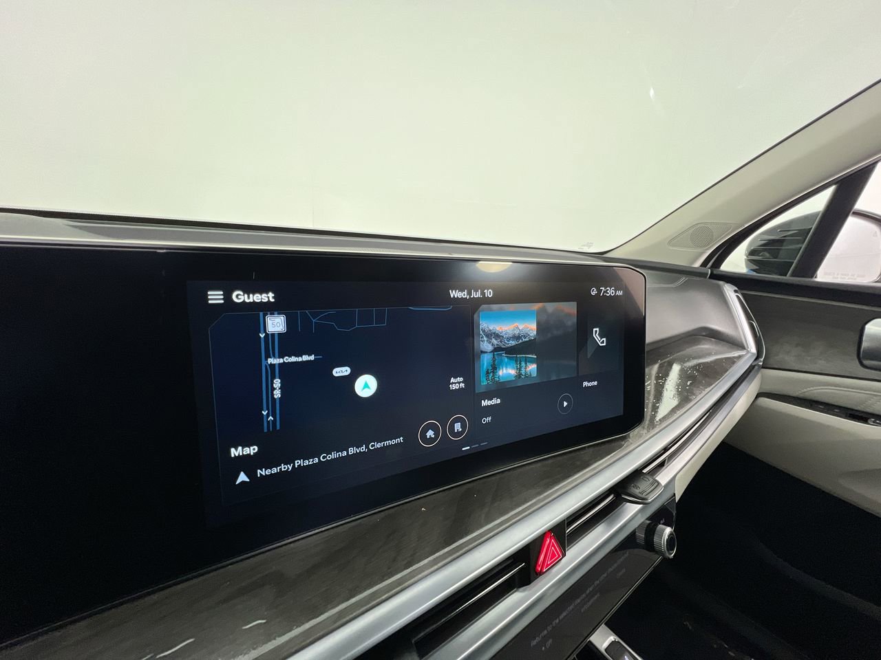 Certified 2025 Kia Sorento SX AWD/4WD image 23