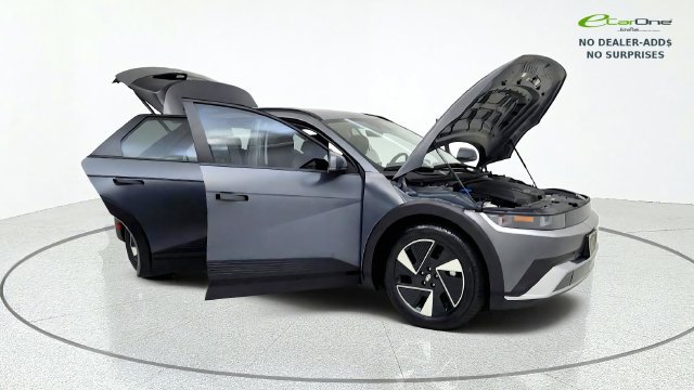 Used 2025 Hyundai Ioniq 5 SEL RWD image 11