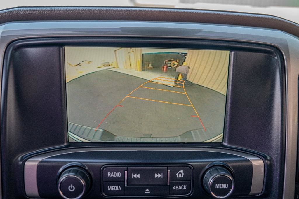 Used 2015 Chevrolet Silverado 2500 High Country w/ Duramax Plus Package AWD/4WD image 30