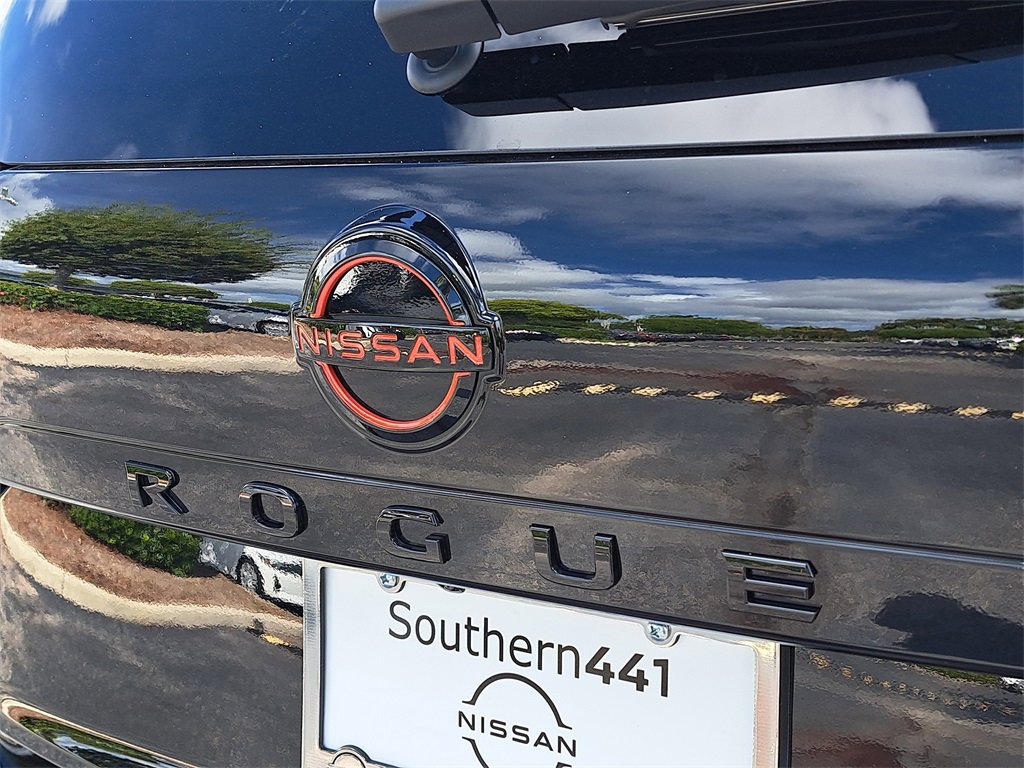 New 2026 Nissan Rogue SV image 9