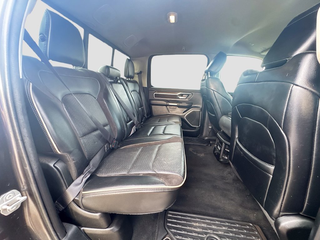 Used 2022 RAM 1500 Laramie AWD/4WD image 29