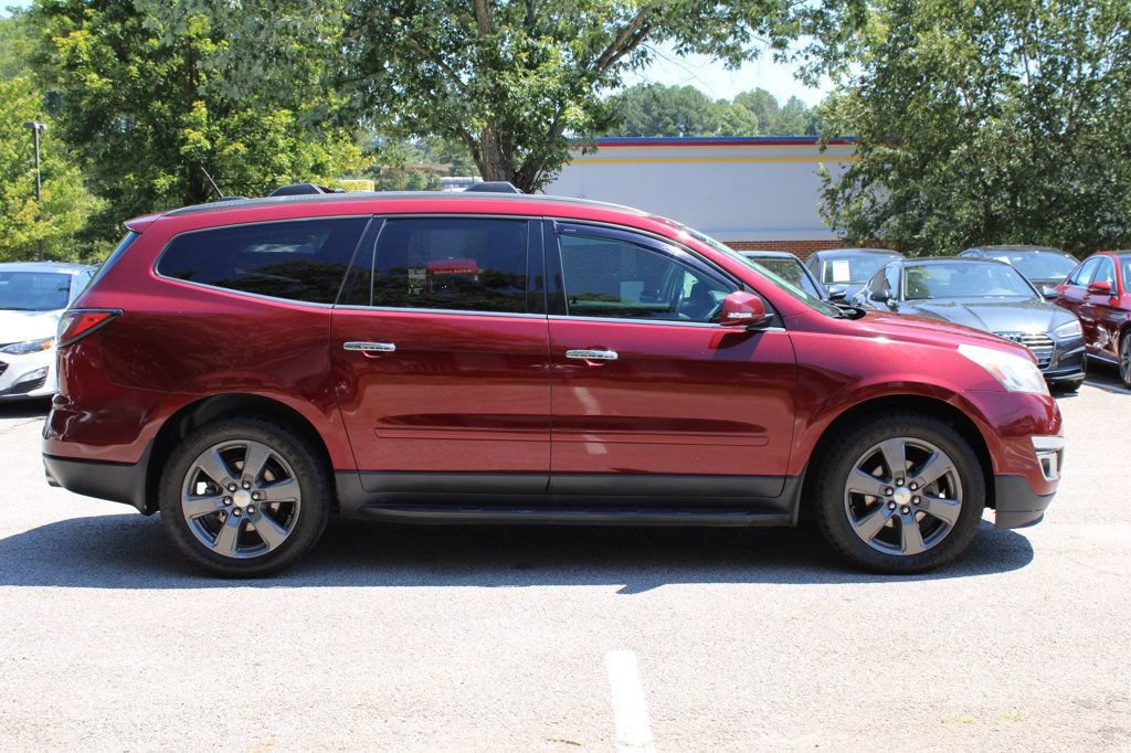Used 2017 Chevrolet Traverse LT AWD/4WD image 5