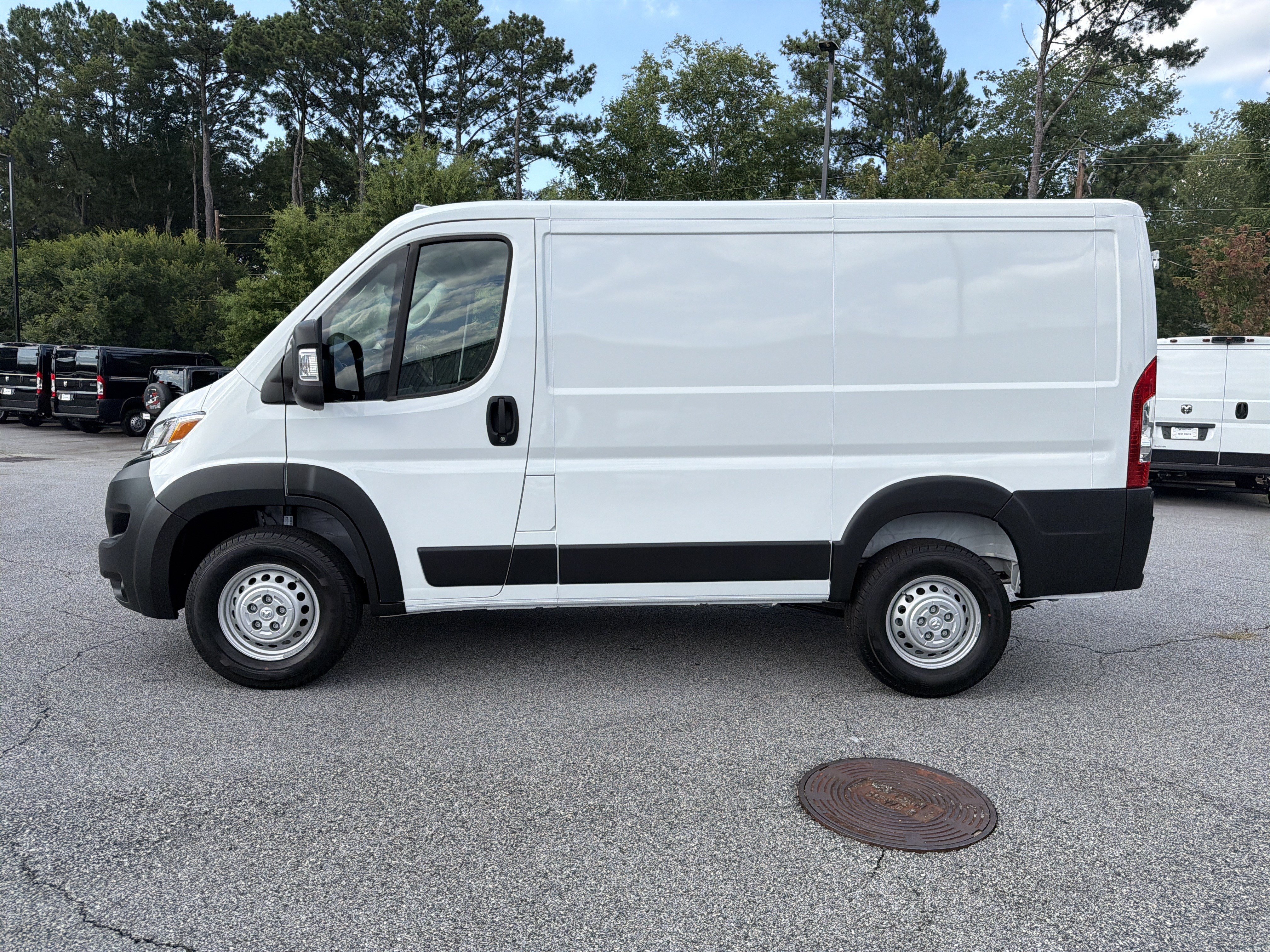 New 2026 RAM ProMaster 1500 w/ Convenience Group FWD image 4