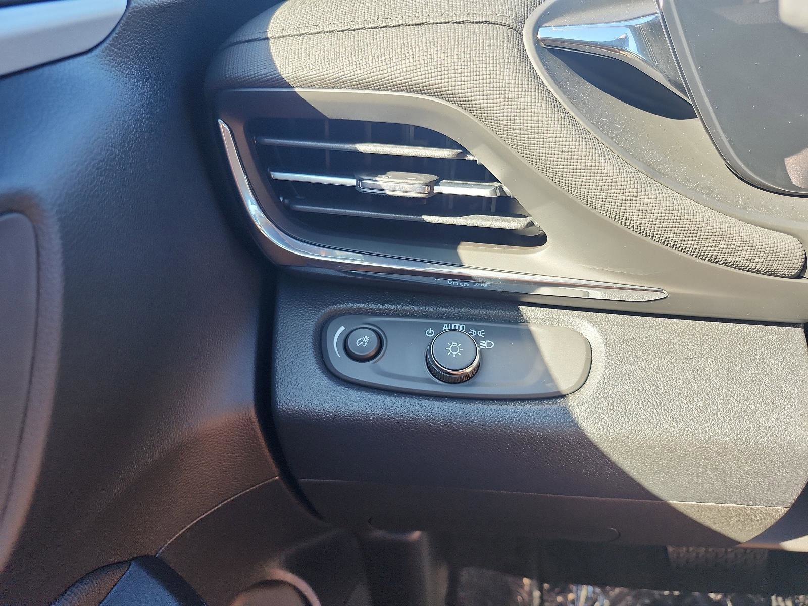 New 2026 Buick Envista Preferred w/ Convenience I Package FWD image 17