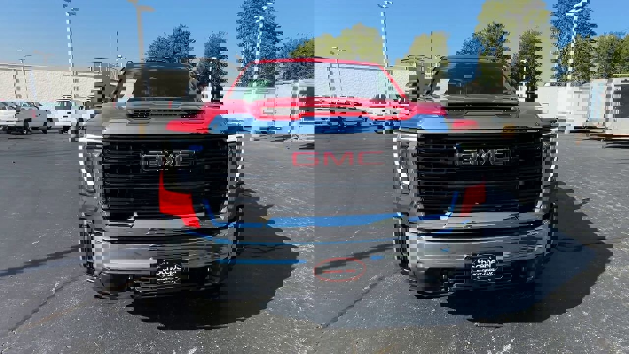 Certified 2024 GMC Sierra 2500 Pro w/ Convenience Package image 3