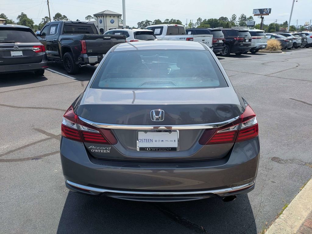 Used 2016 Honda Accord LX image 6