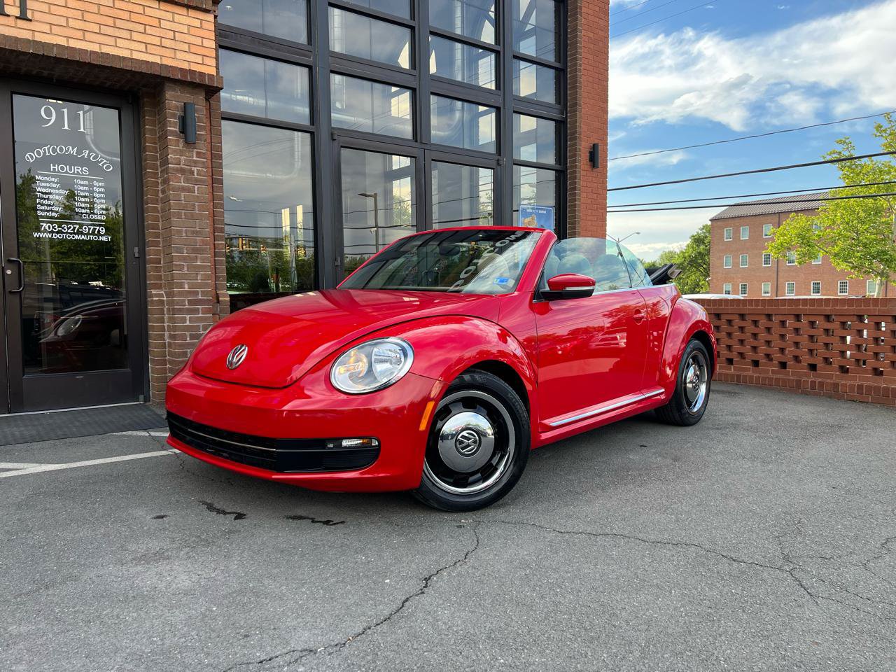 Used 2013 Volkswagen Beetle 2.5 FWD image 19