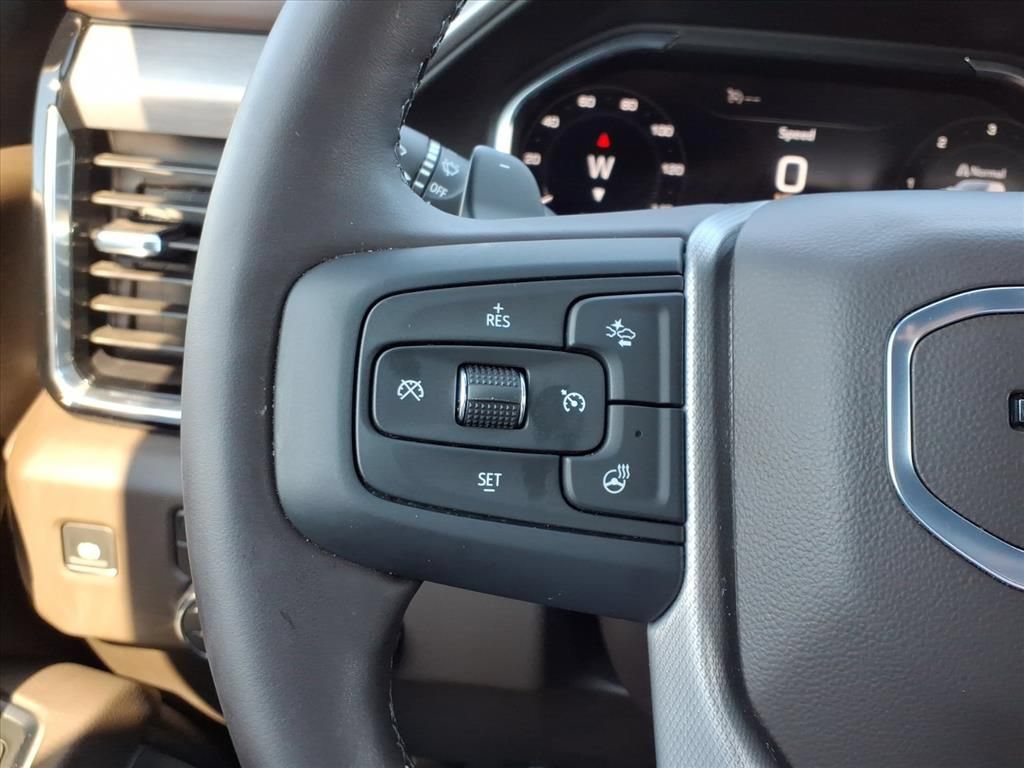 Used 2025 GMC Sierra 1500 Denali w/ Denali Reserve Package AWD/4WD image 14