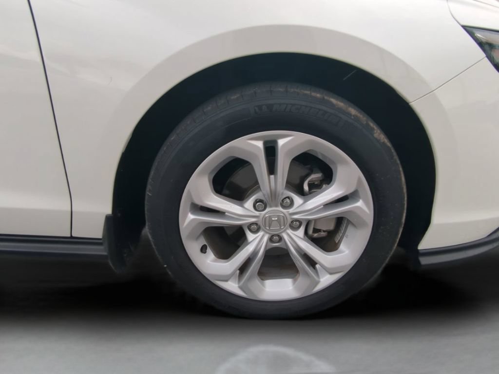 Certified 2025 Honda Accord LX image 26