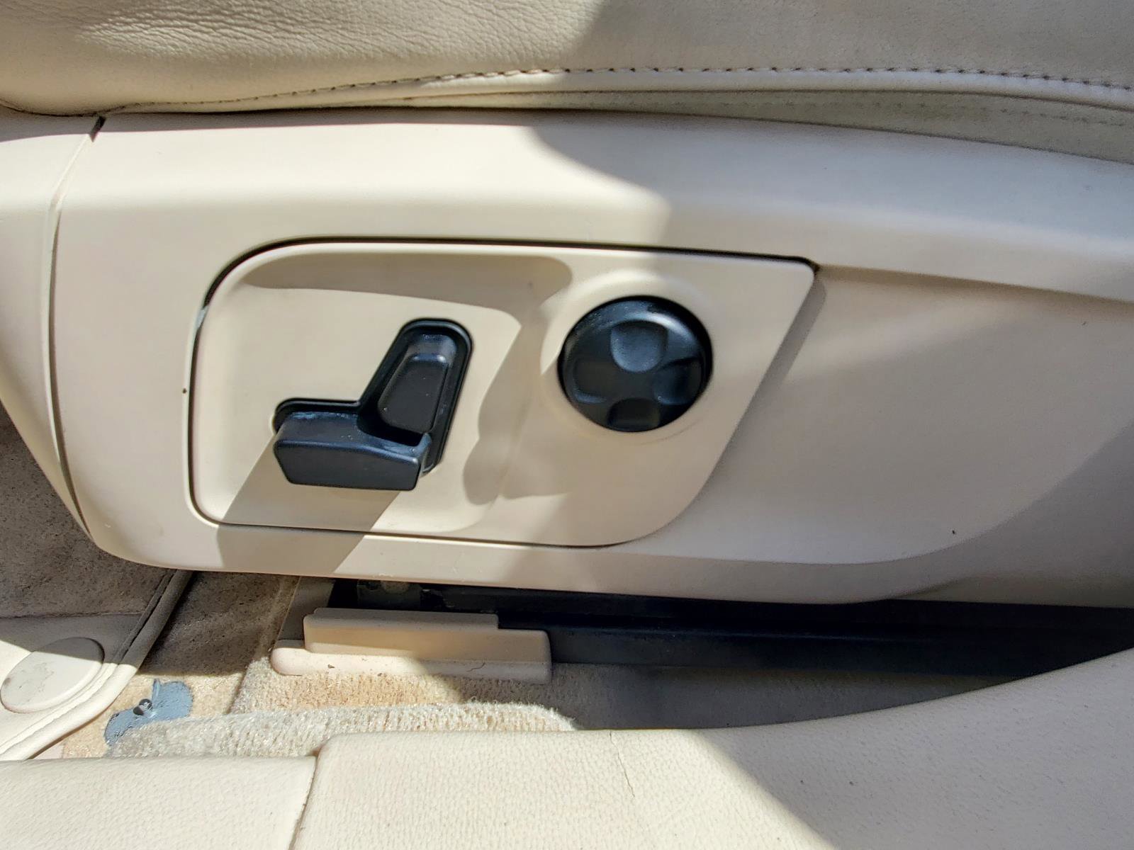 Used 2014 Maserati Quattroporte GTS image 15