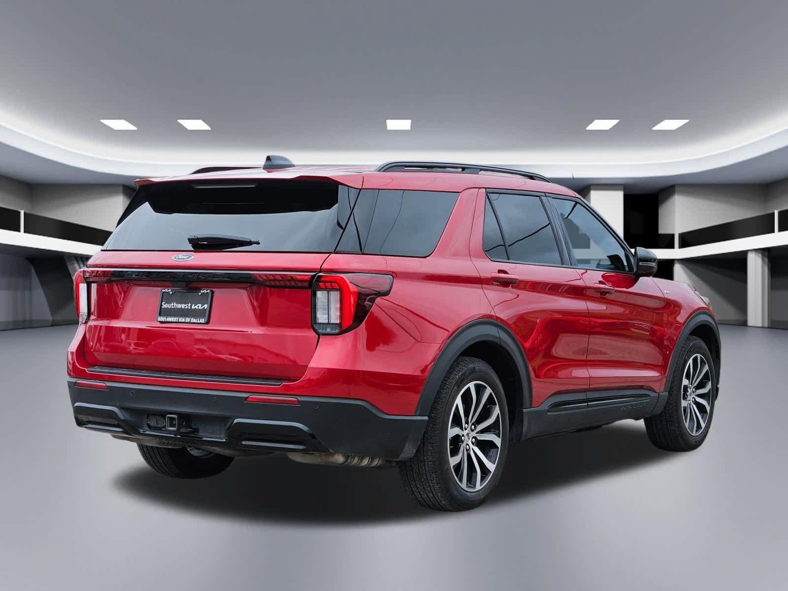 Used 2025 Ford Explorer ST-Line RWD image 6