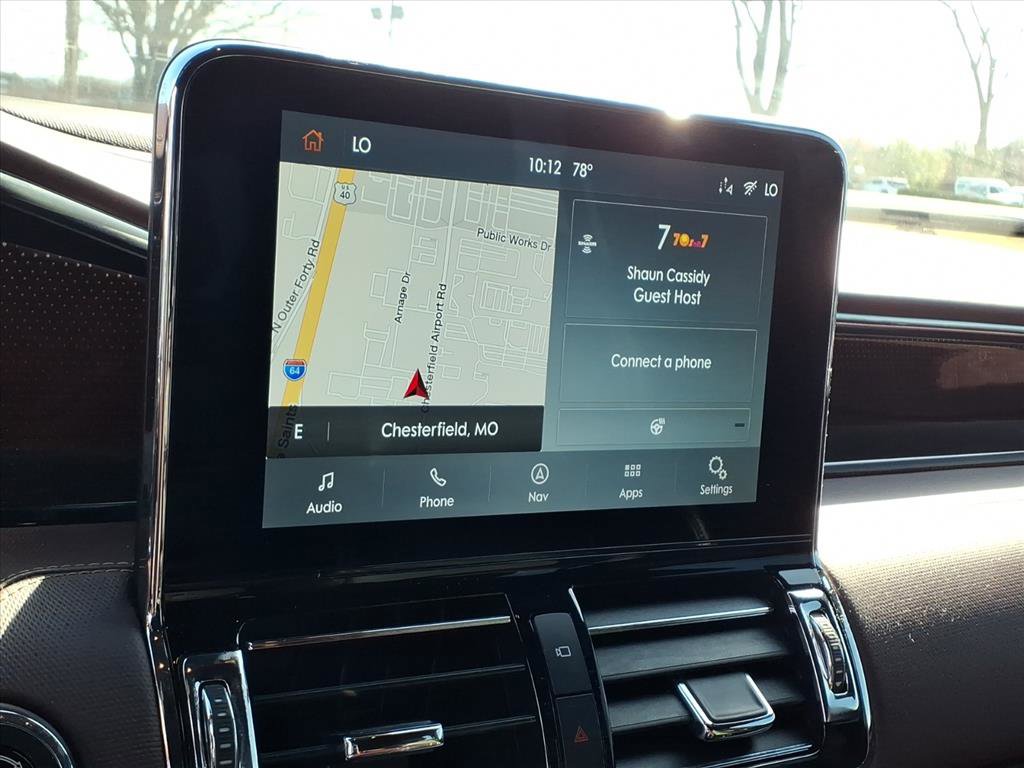 Used 2020 Lincoln Navigator Black Label w/ Cargo Convenience Package image 11