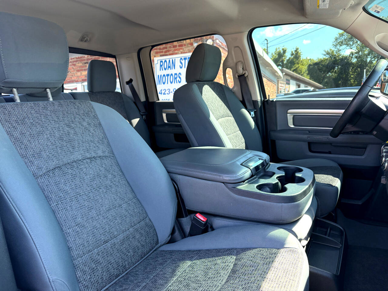 Used 2017 RAM 1500 Outdoorsman image 30