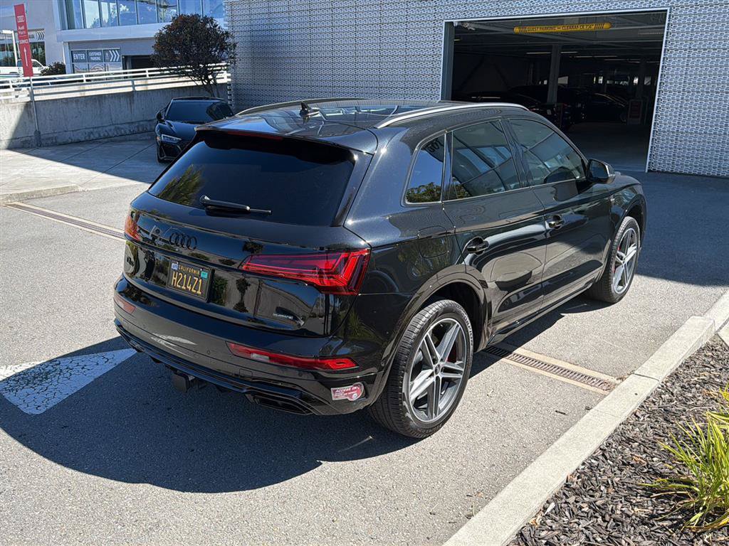 Used 2024 Audi Q5 e Prestige w/ Prestige Package AWD/4WD image 6
