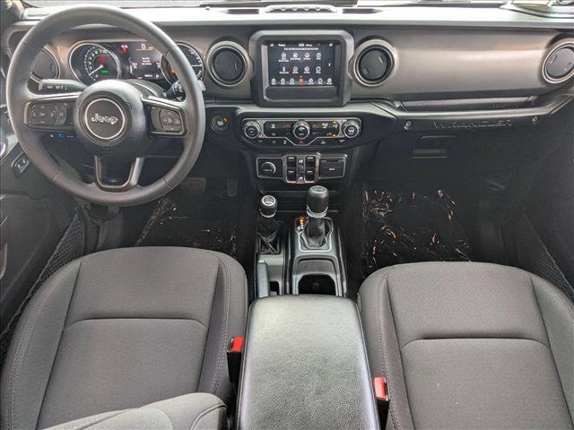 Used 2023 Jeep Wrangler Unlimited AWD/4WD image 18