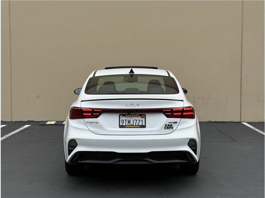 Used 2024 Kia Forte GT-Line w/ GT-Line Premium Package image 5
