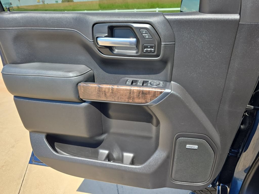 Used 2021 GMC Sierra 1500 Denali w/ Denali Ultimate Package AWD/4WD image 28