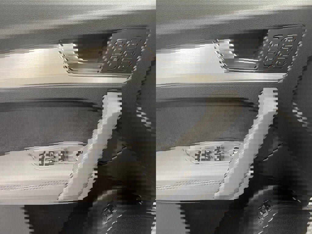 Used 2021 Audi SQ5 Premium Plus w/ Premium Plus Package image 18