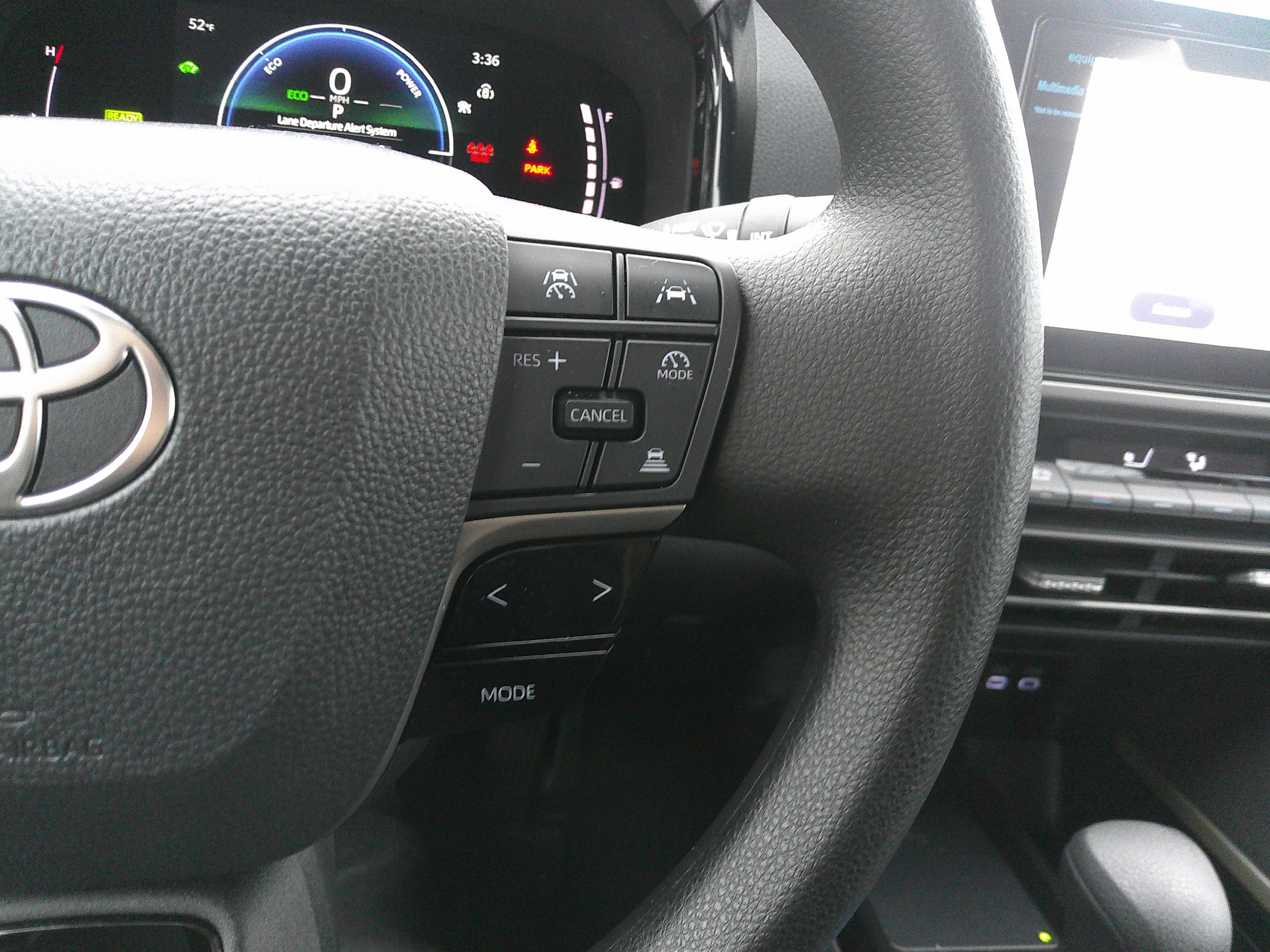 Used 2025 Toyota Camry LE image 21