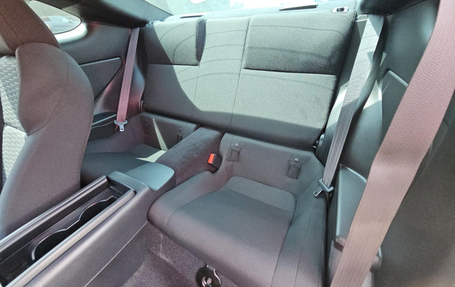Used 2023 Toyota GR86 RWD image 10