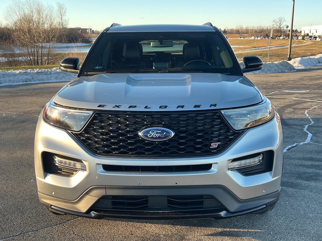 Used 2021 Ford Explorer ST w/ ST Street Pack image 7