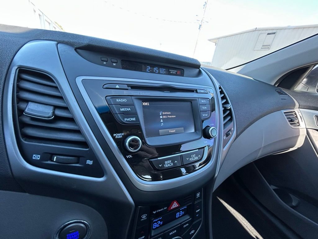 Used 2016 Hyundai Elantra Limited image 32