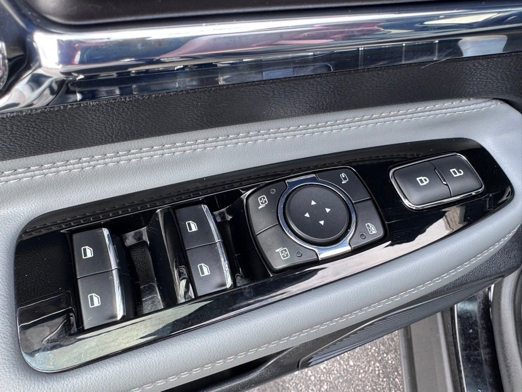 Used 2022 Lincoln Corsair AWD w/ Premium Package image 30