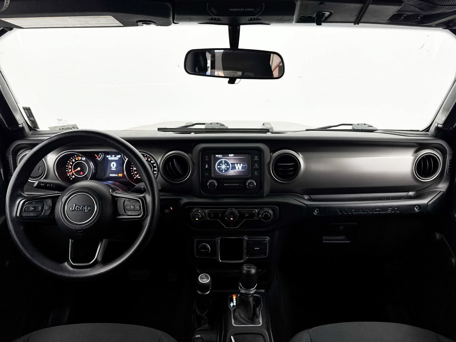 Used 2018 Jeep Wrangler Unlimited Sport AWD/4WD image 15