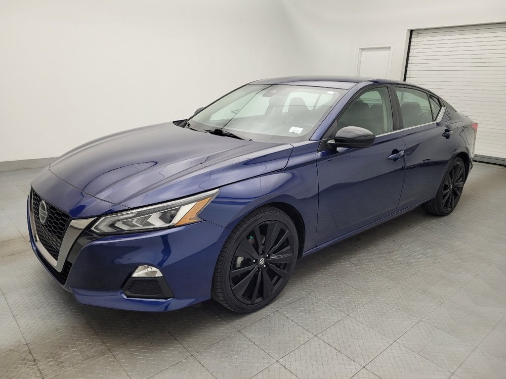 Used 2022 Nissan Altima 2.5 SR image 2