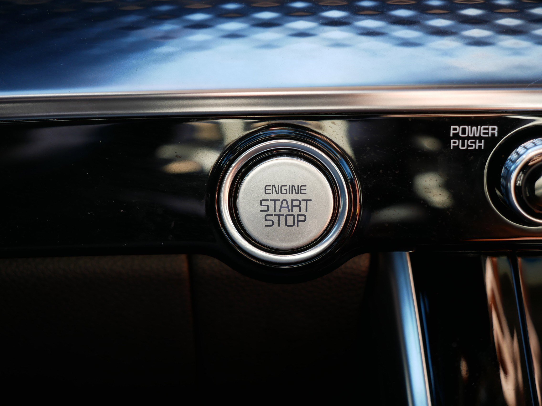 Certified 2024 Kia Carnival SX Prestige image 29