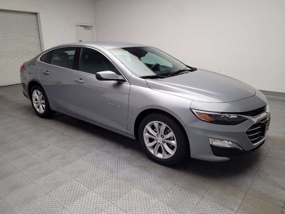 Used 2025 Chevrolet Malibu LT FWD image 11