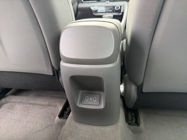 Certified 2024 Hyundai Elantra SEL image 24