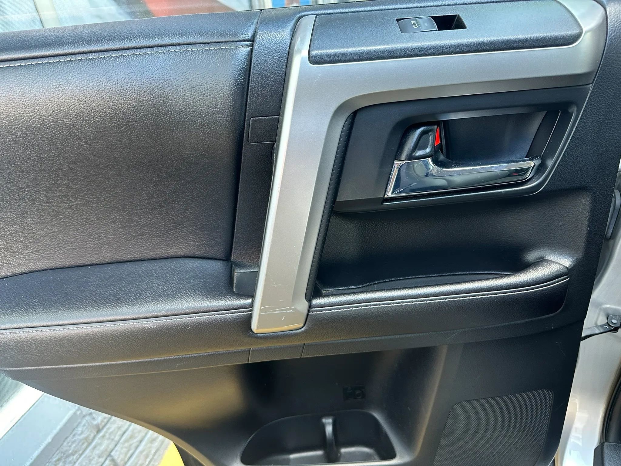 Used 2016 Toyota 4Runner SR5 Premium AWD/4WD image 15