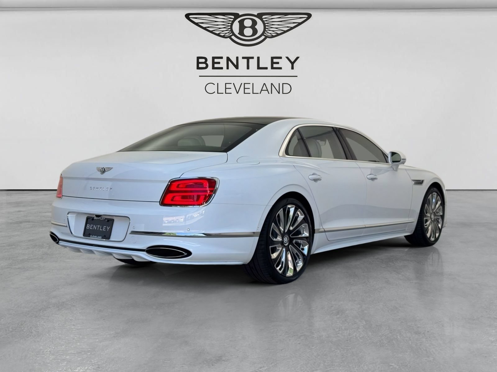 New 2026 Bentley Flying Spur Plug-In Hybrid AWD/4WD image 3