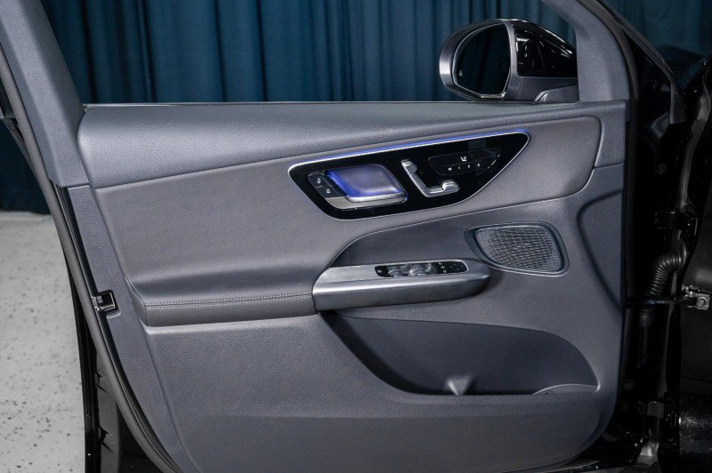 Certified 2026 Mercedes-Benz GLC 300 image 11