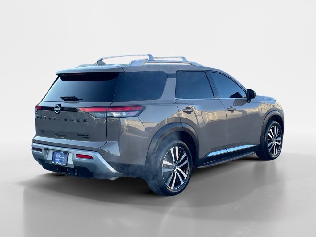 Used 2024 Nissan Pathfinder Platinum w/ Lighting Package (N93) image 6