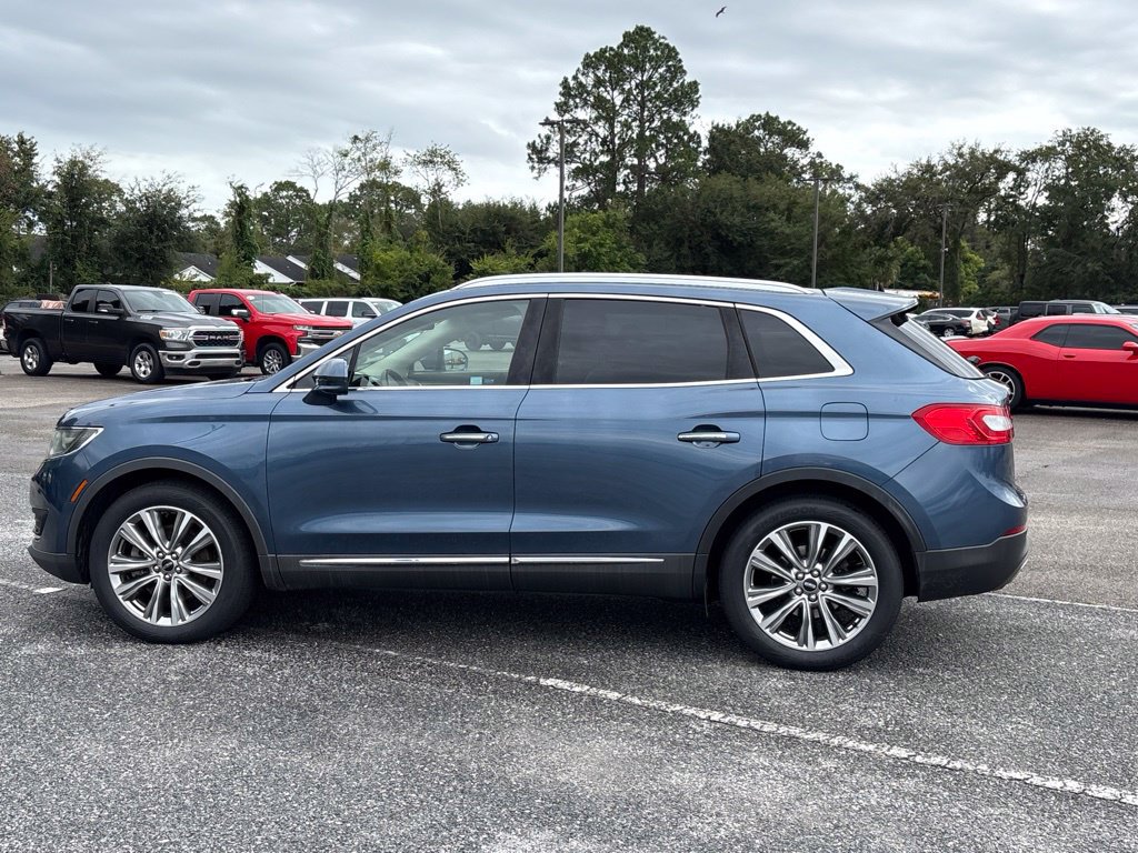 Used 2018 Lincoln MKX Reserve w/ Driver Assistance Package AWD/4WD image 19