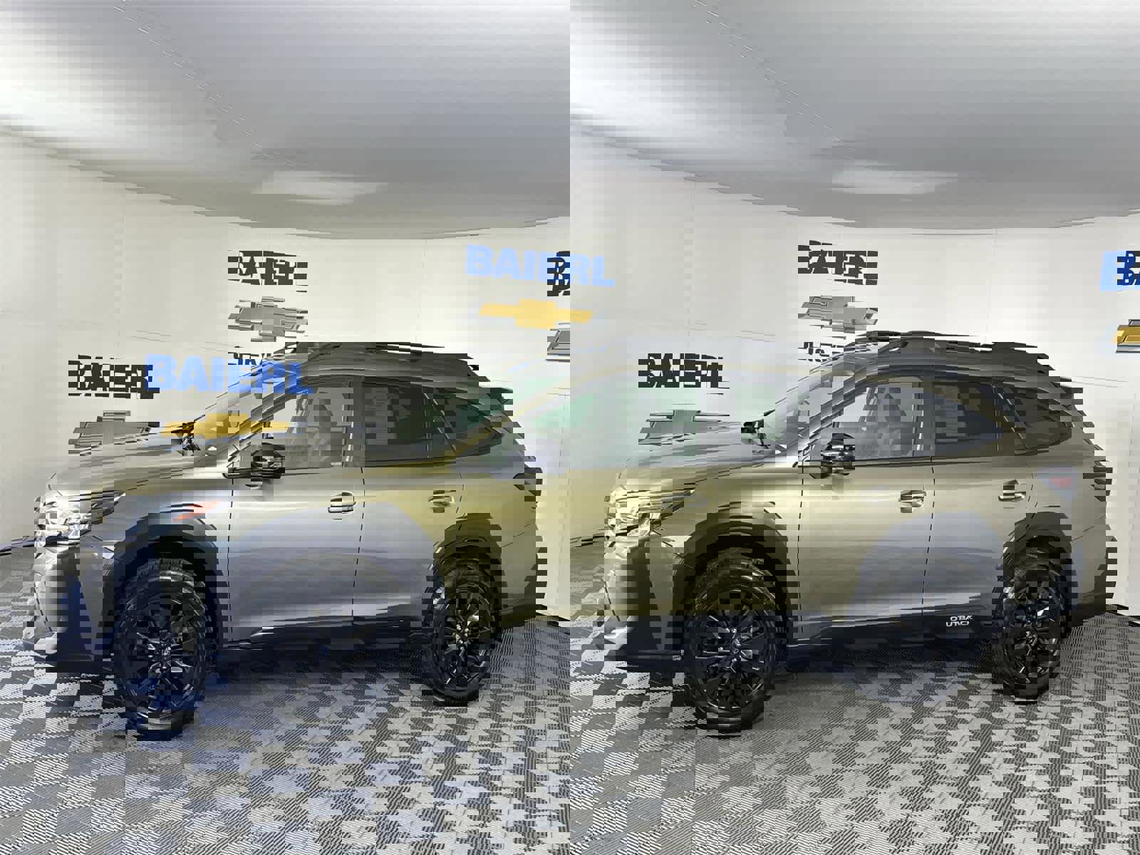 Used 2023 Subaru Outback Onyx Edition w/ Popular Package #2 image 2