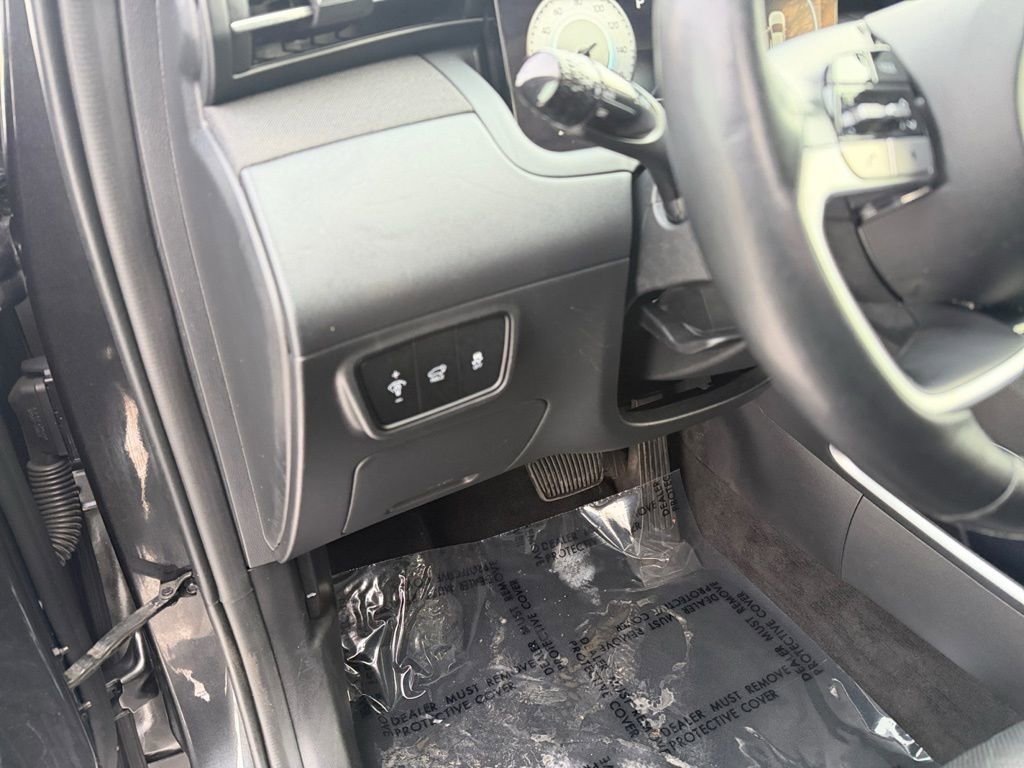 Used 2022 Hyundai Tucson Limited image 14