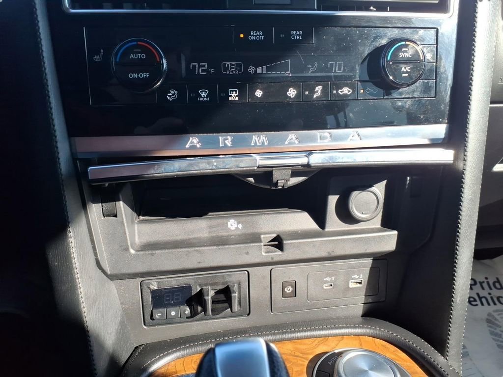 Used 2023 Nissan Armada SL w/ Captain's Chairs Package image 20
