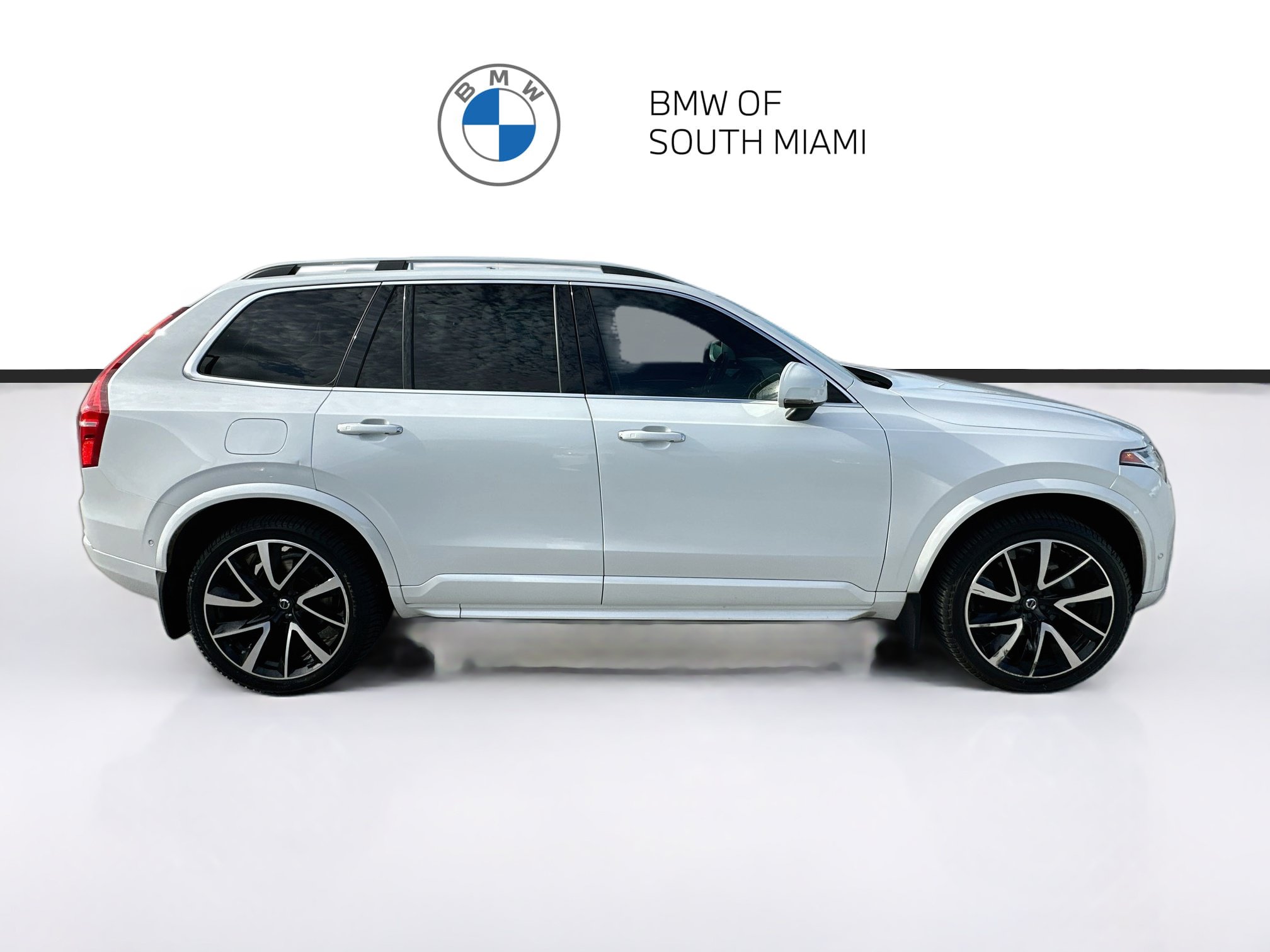 Used 2018 Volvo XC90 T6 Momentum w/ Convenience Package AWD/4WD image 8