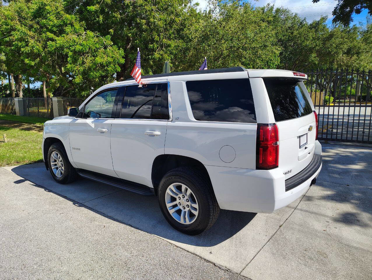 Used 2018 Chevrolet Tahoe LT image 10